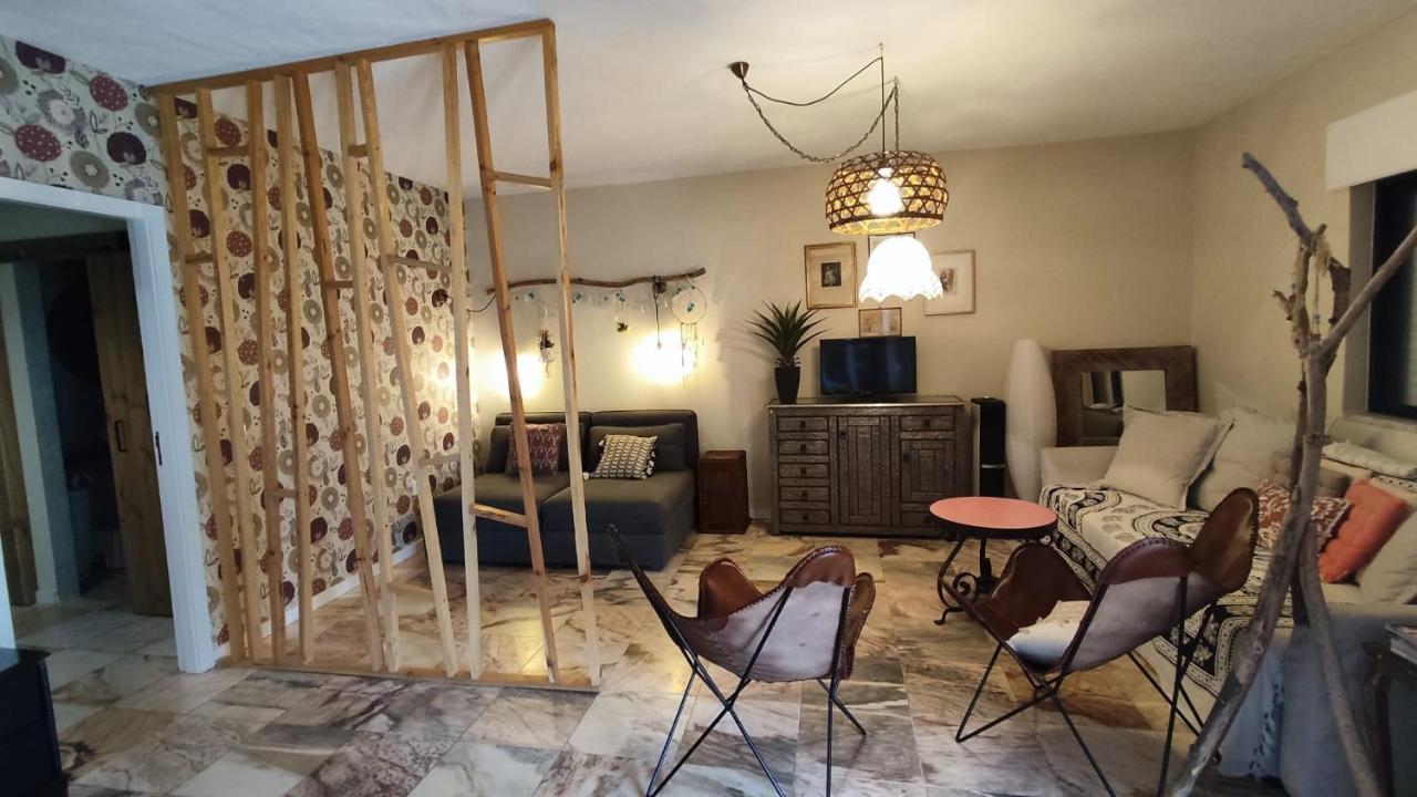 アルマカオ・デ・ペラ01 Sra Da Rocha Com Piscina E Ac - Casas & Papeisアパートメント エクステリア 写真