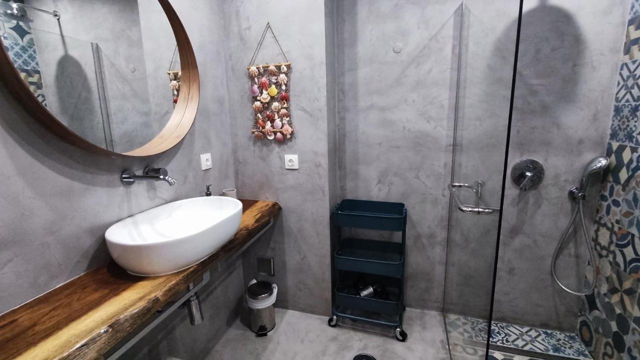 アルマカオ・デ・ペラ01 Sra Da Rocha Com Piscina E Ac - Casas & Papeisアパートメント エクステリア 写真